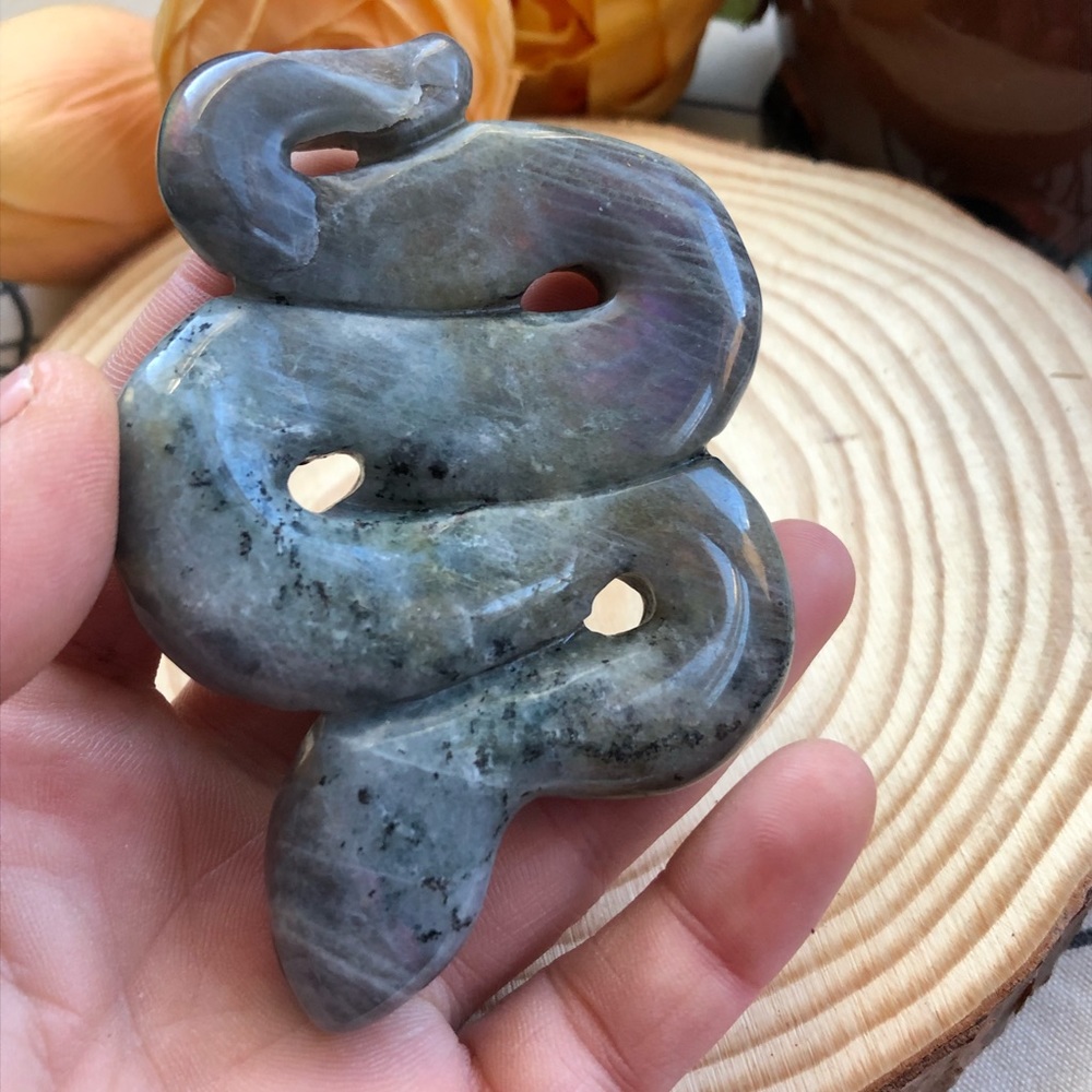 Labradorite Crystal Snake - Picture 8 of 15